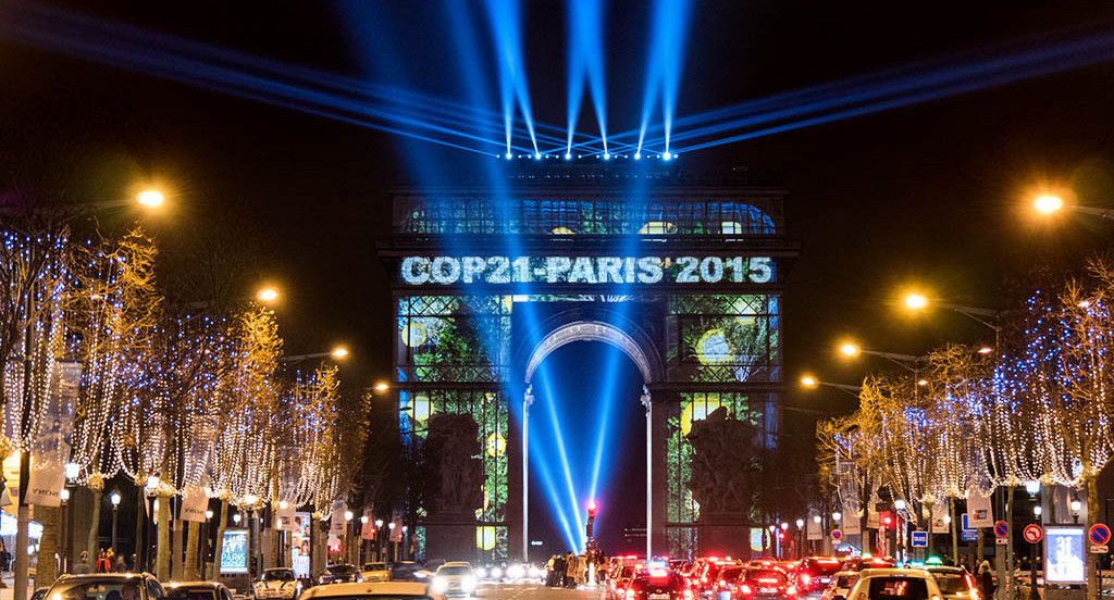 mapping COP21 serre- Paris Arc de triomphe